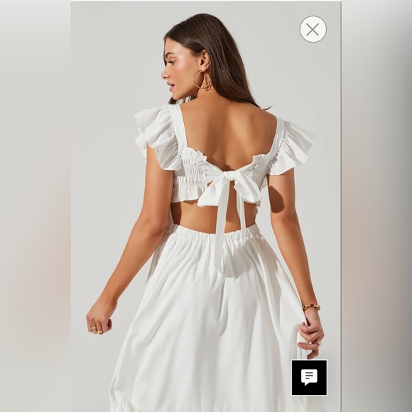 Astr the Label FLUTTER SLEEVE MIDI DRESS - Picture 4 of 4